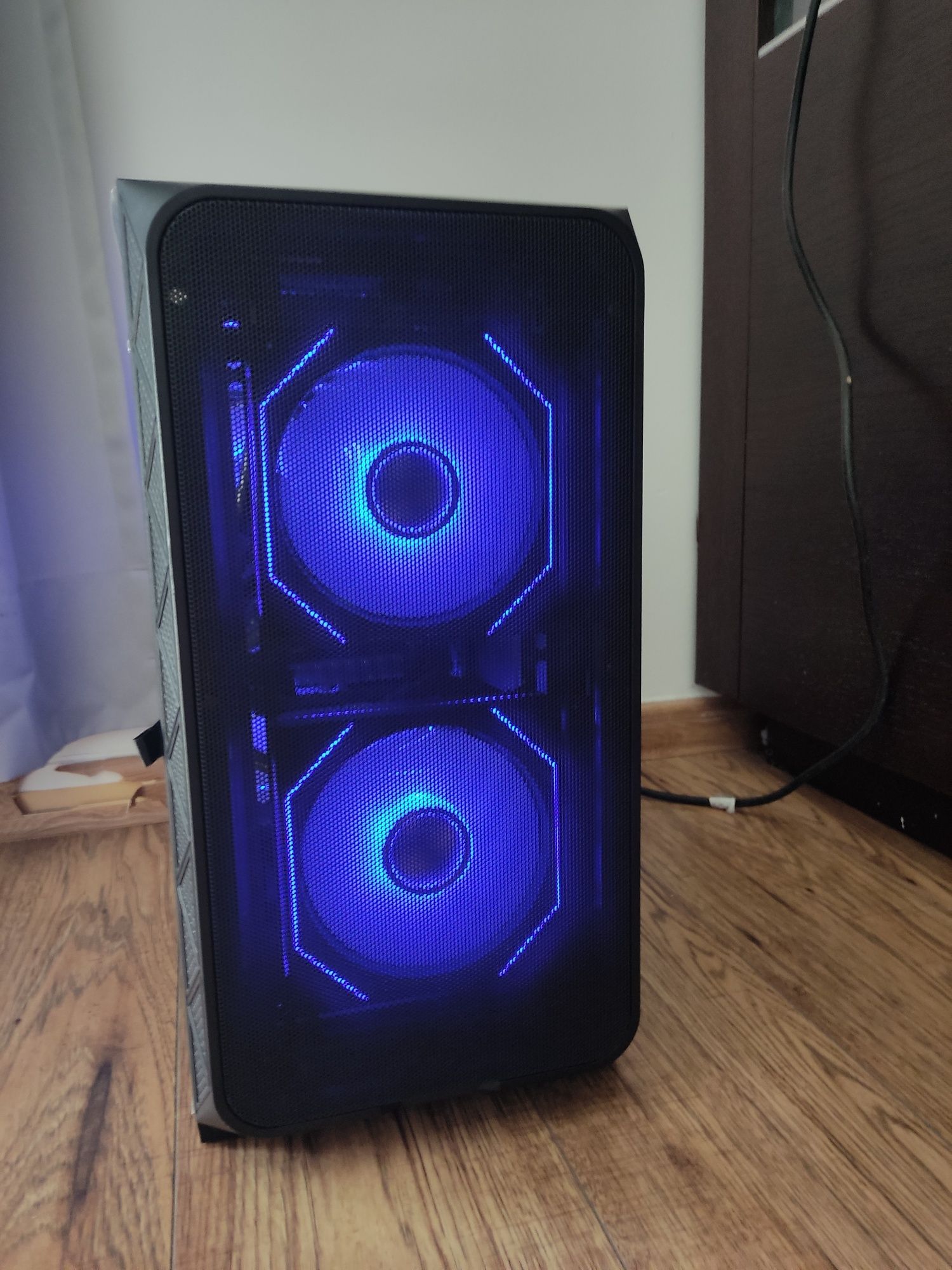 Komputer do gier | RX 470 8GB | Xeon 8 rdzeni | 16 GB RAM | 1.5 TB
