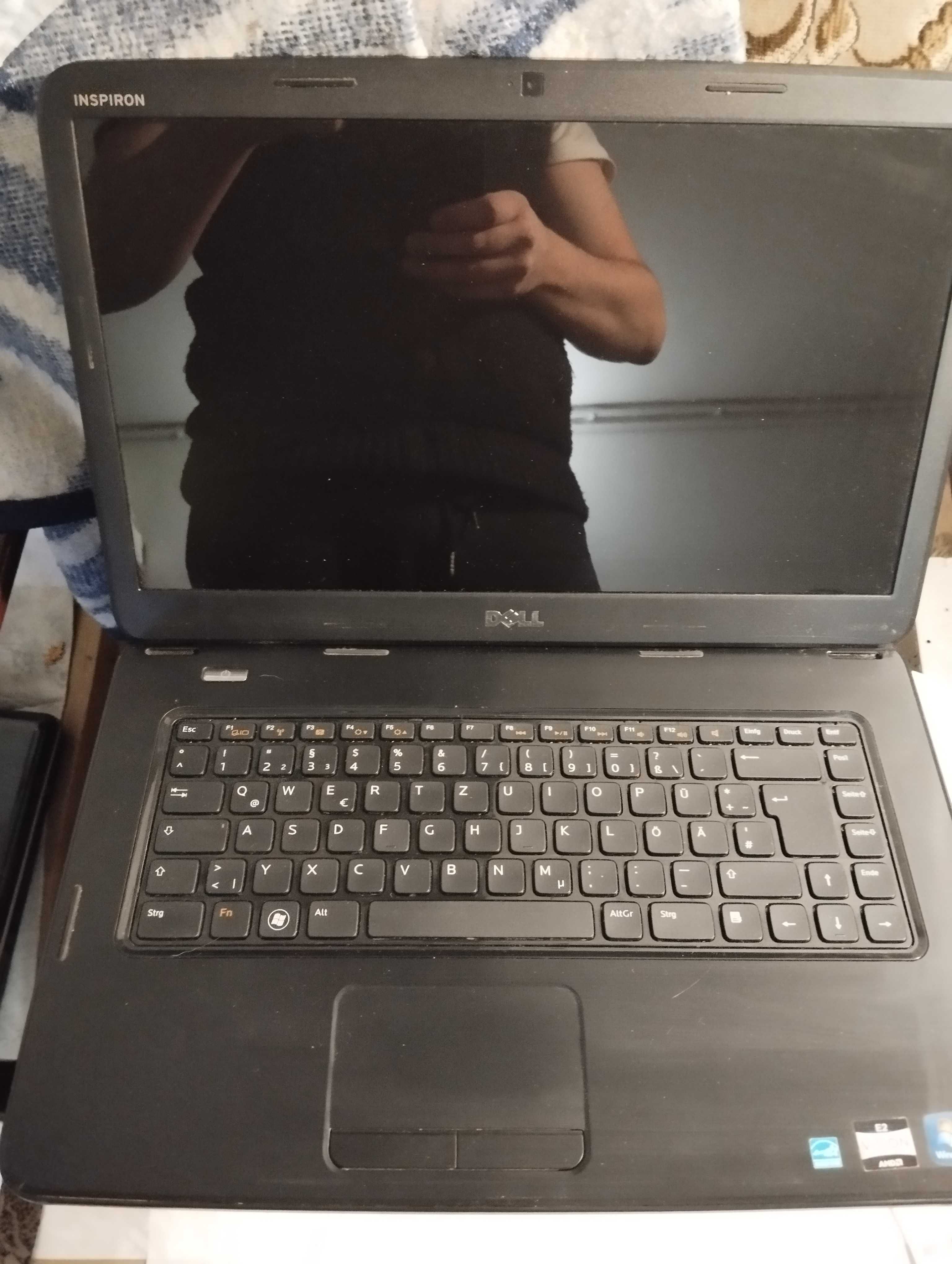 Laptop DELL Inspiron M5040 - idealny stan