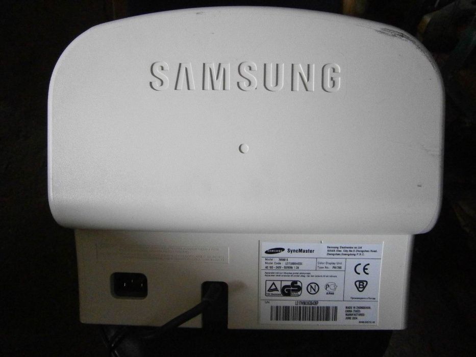 Монитор Samsung SyncMaster 795MB (17")