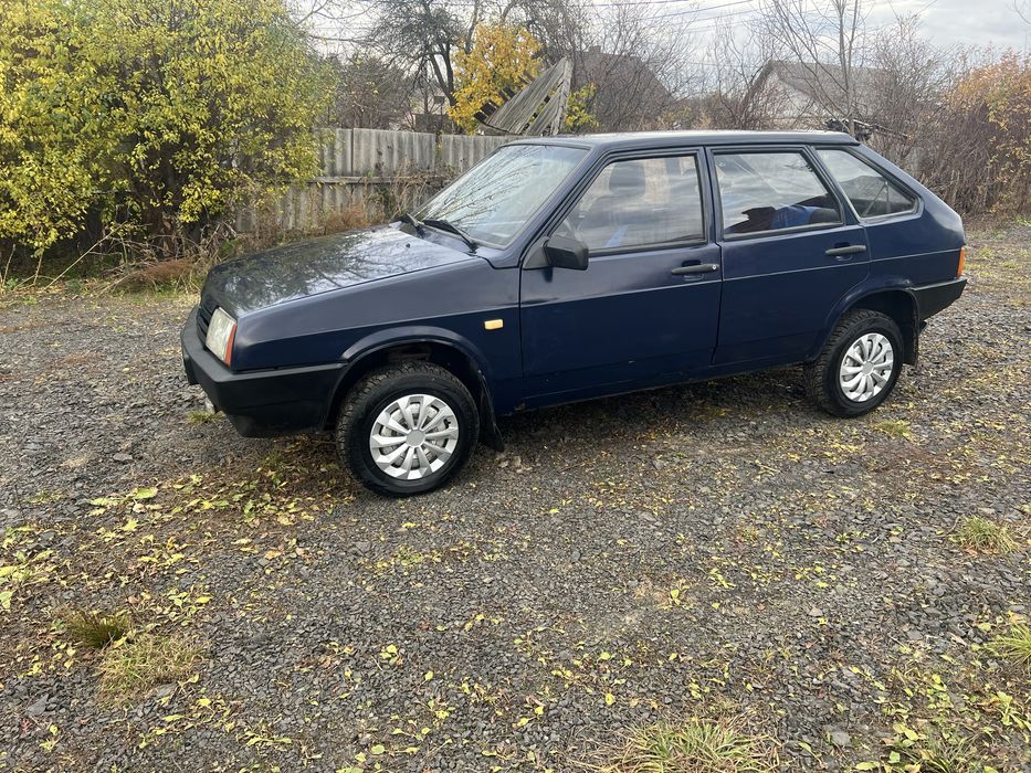 Автомобіль Ваз 2109 В гарному стані