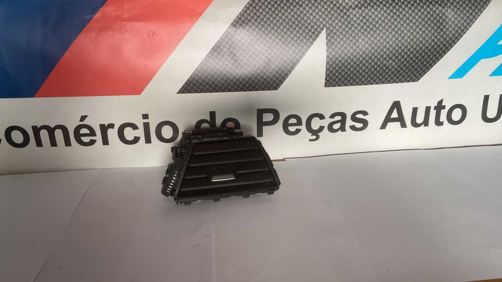 Grelhas interiores BMW F30 / F31 / F32 /F36