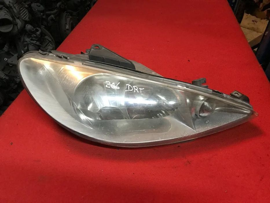 Óticas / faróis da frente peugeot 206