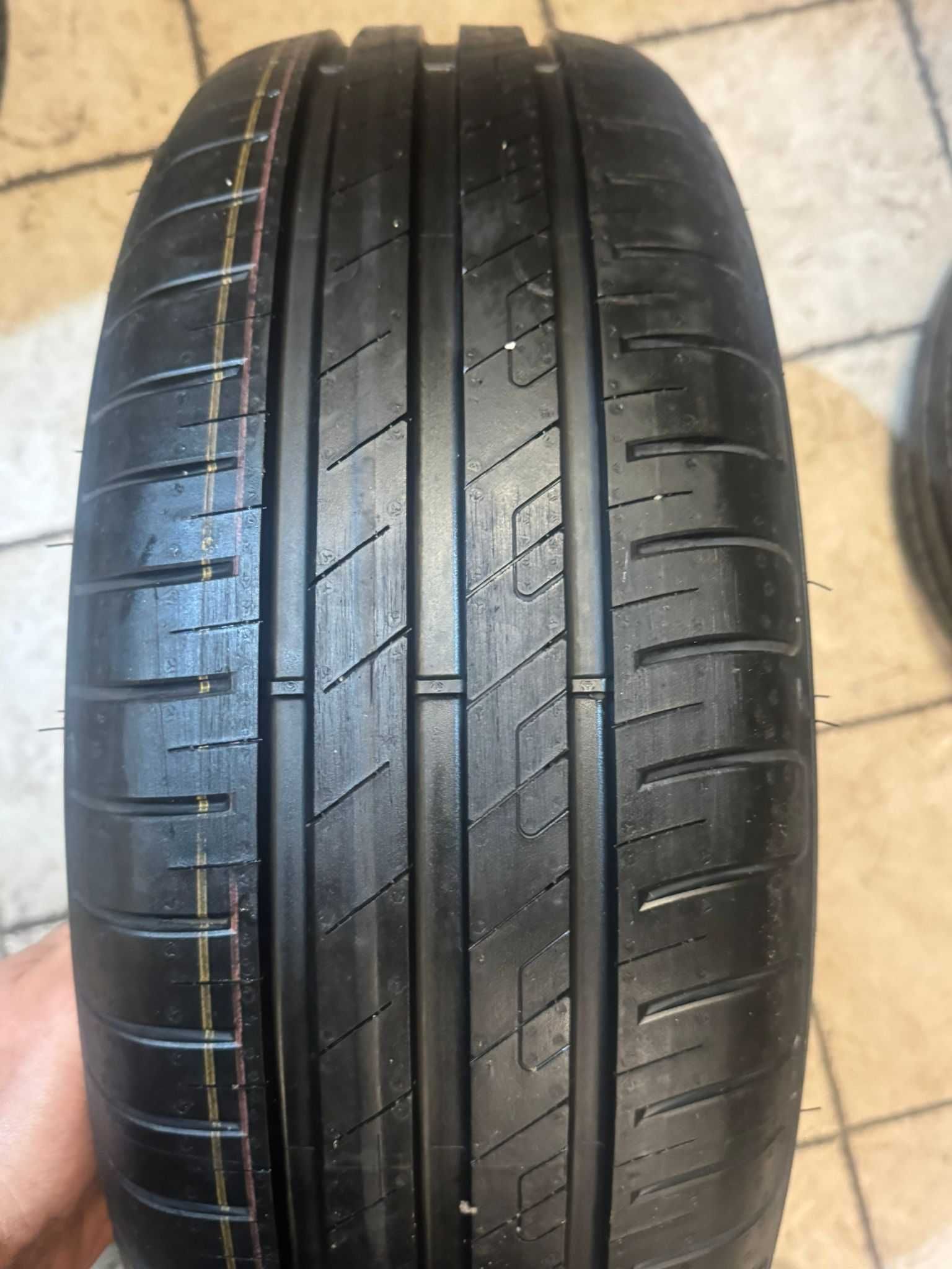 Goodyear 195/55R16 91V Efficient Grip Performance (demo)