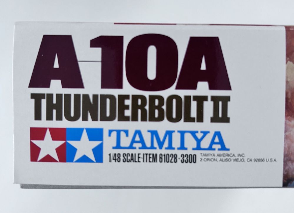 Samolot A10 Thunderbolt model do sklejania Tamiya 61028