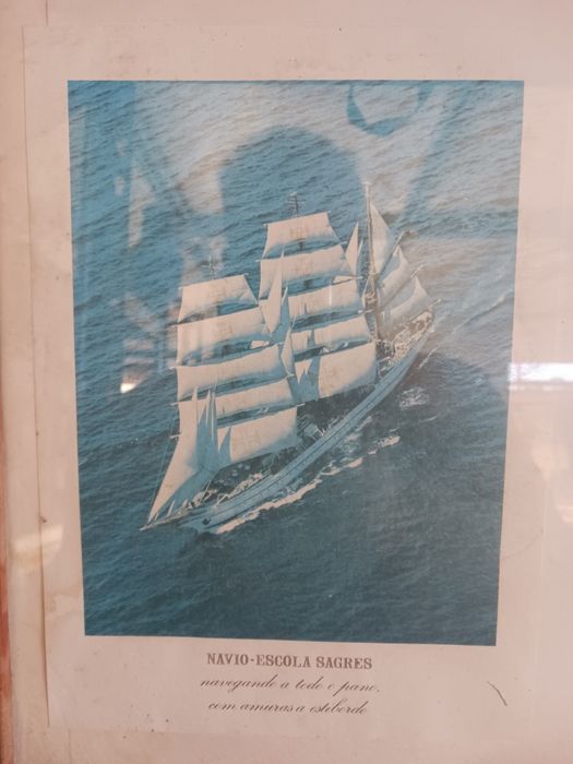 Quadro antigo com imagens do navio escola Sagres