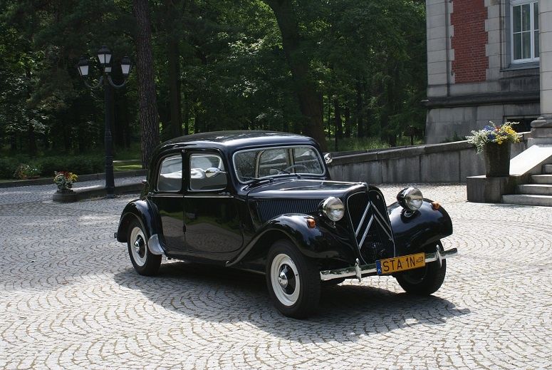 auto do ślubu auto retro wynajem samochodów zabytkowych