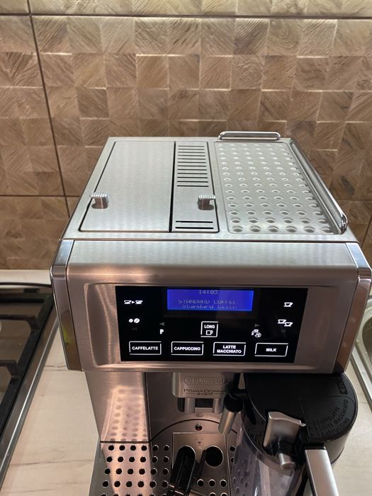 Кавомашина DeLonghi Primadonna Avant ESAM6700 Відмінний стан є Вибір