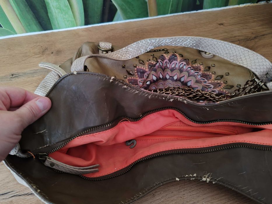 Ciekawa wyjątkowa designerska torebka Desigual