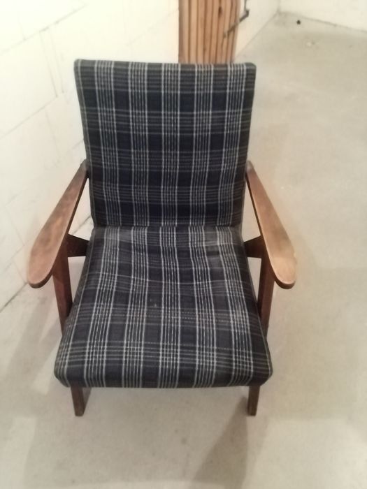 Fotel PRL typ b-310 /lisek/ - do renowacji