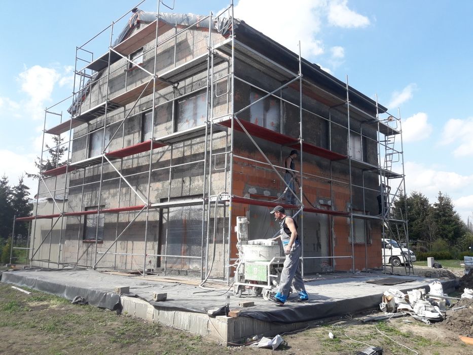 Tynki maszynowe cementowo-wapienne