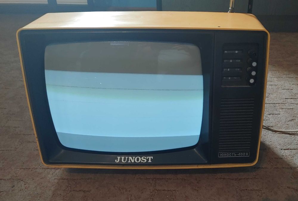 Telewizor Junost 402WS