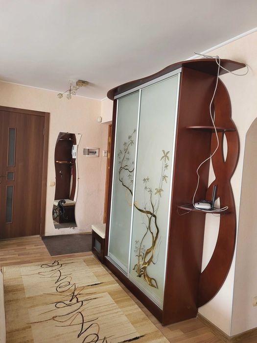 Продам 3к. квартиру з ремонтом М.23 Серпня вул.Деревянка 10 сертифікат