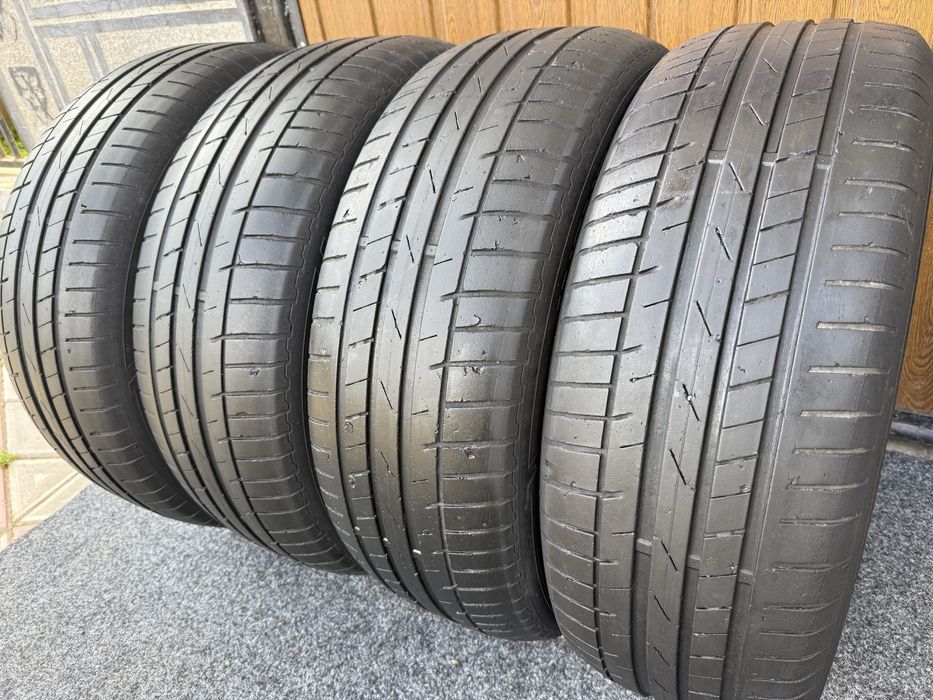 Автошини колеса резина R18 225/60 Starmaxx Incurro ST 2021 рік літні