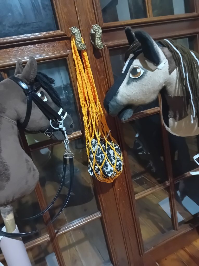 Hobby horse dla konika na kiju