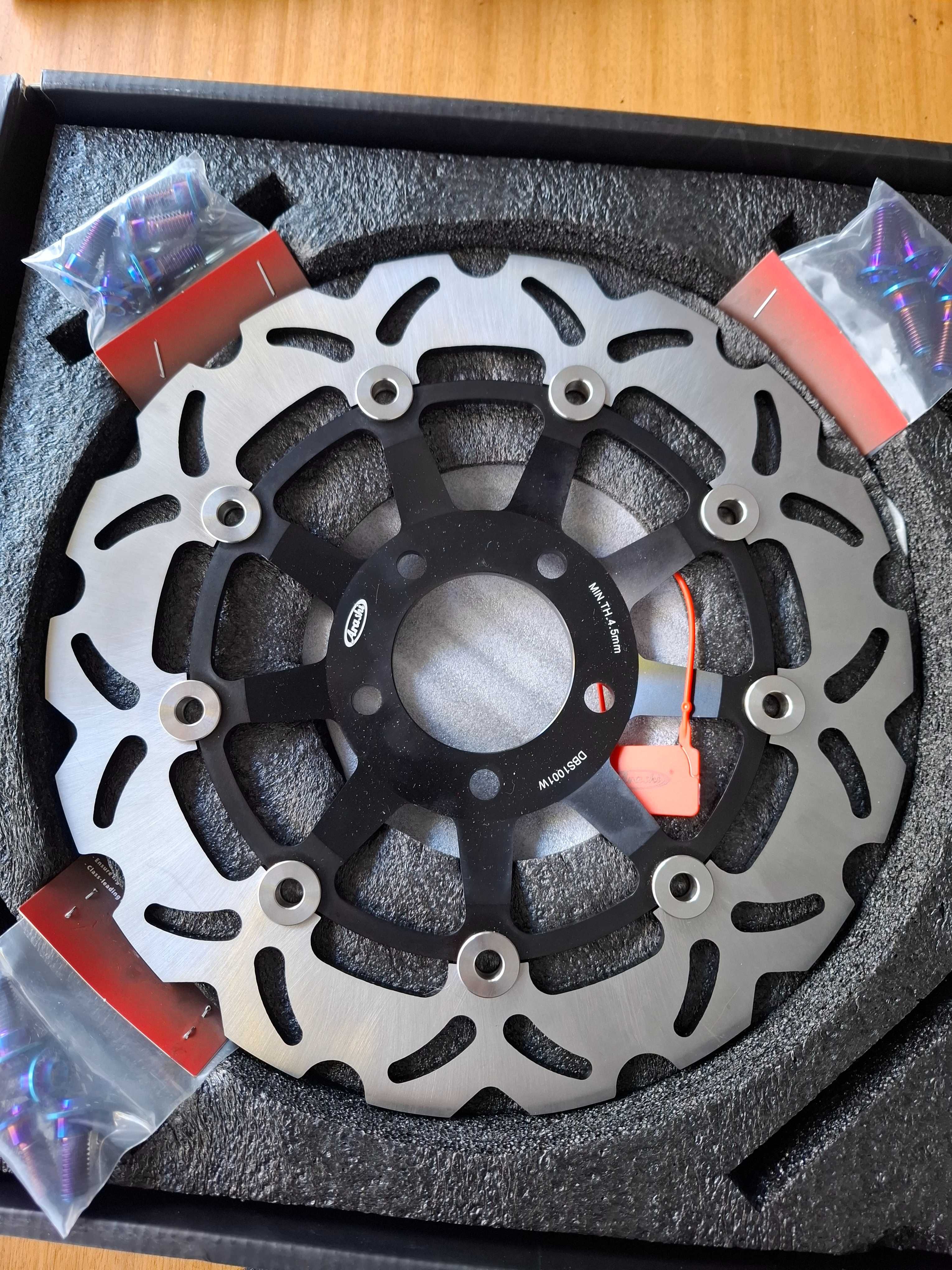 Discos freios dianteiros e traseiros moto