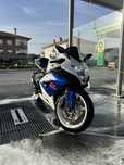 Suzuki GSX-R 1000cc com algusn extras.  (Aceito trocas)