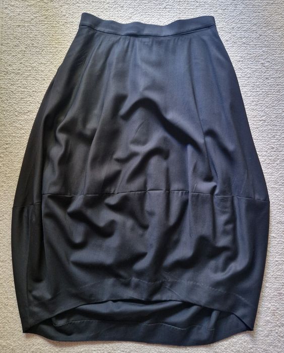 Wełniana spódnica COS roz. 38