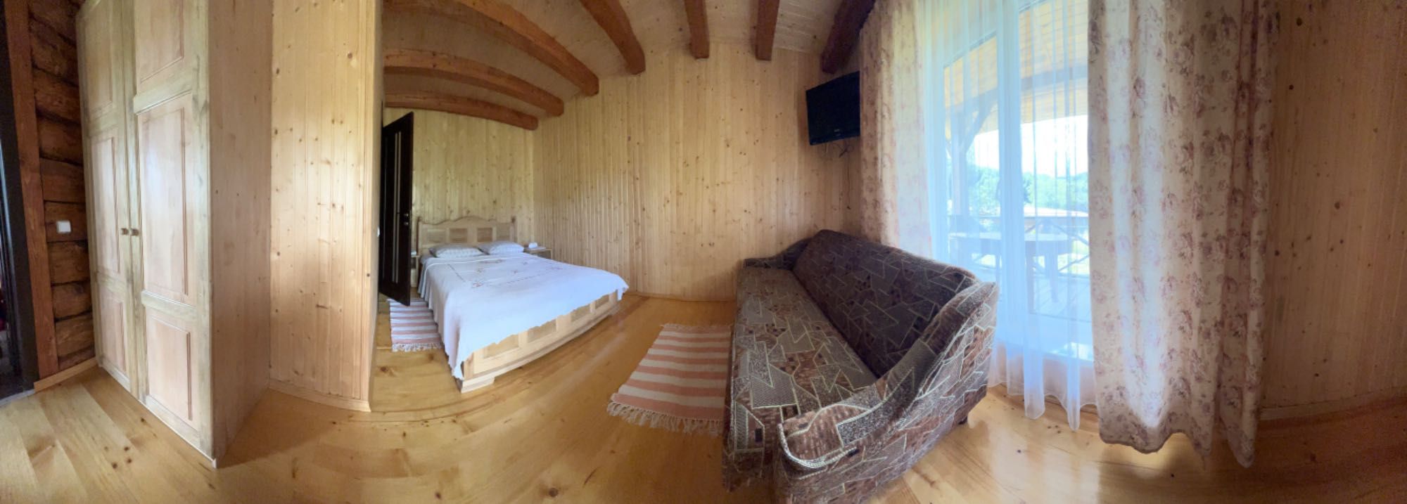 Шешори котедж в садибі  «Заворіття»( Чан-2200 грн.,сауна-1400грн)