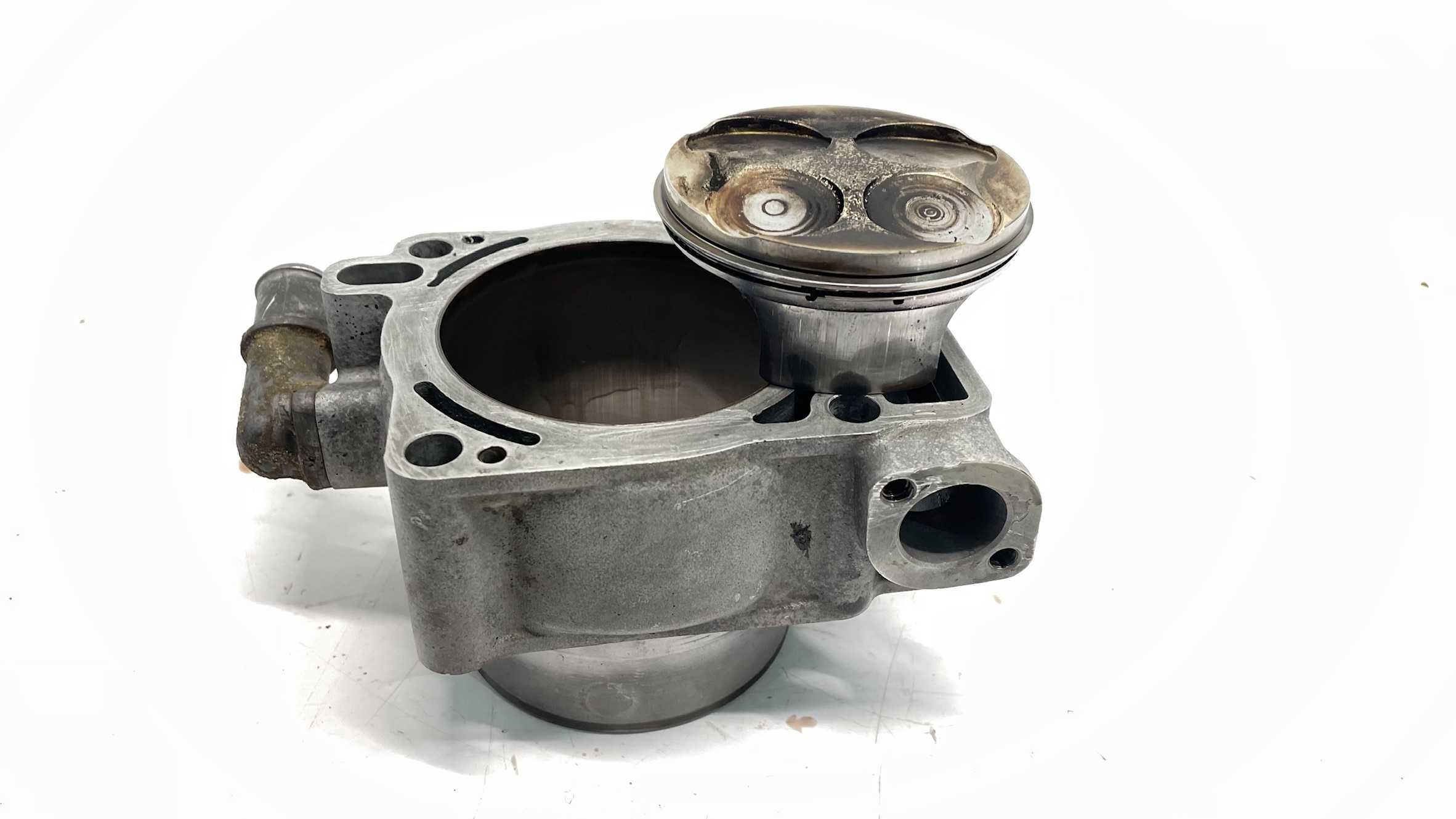 Husqvarna tc 250 04do12r Cylinder z tłokiem Części