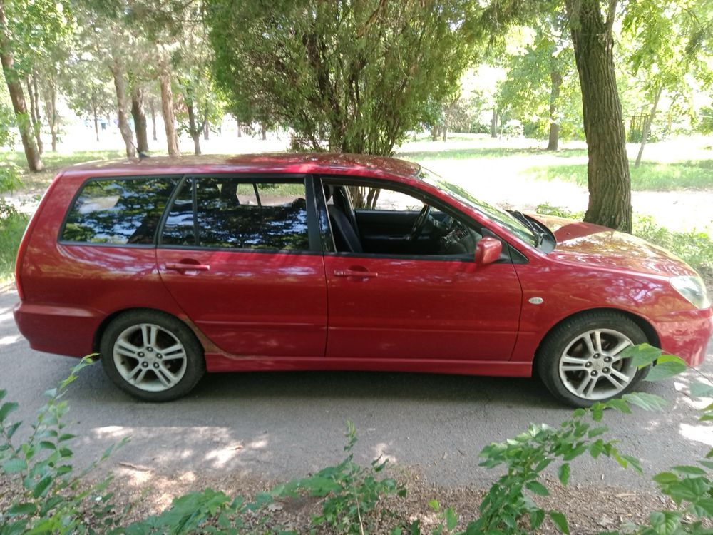 Mitsubishi Lancer 9 универсал