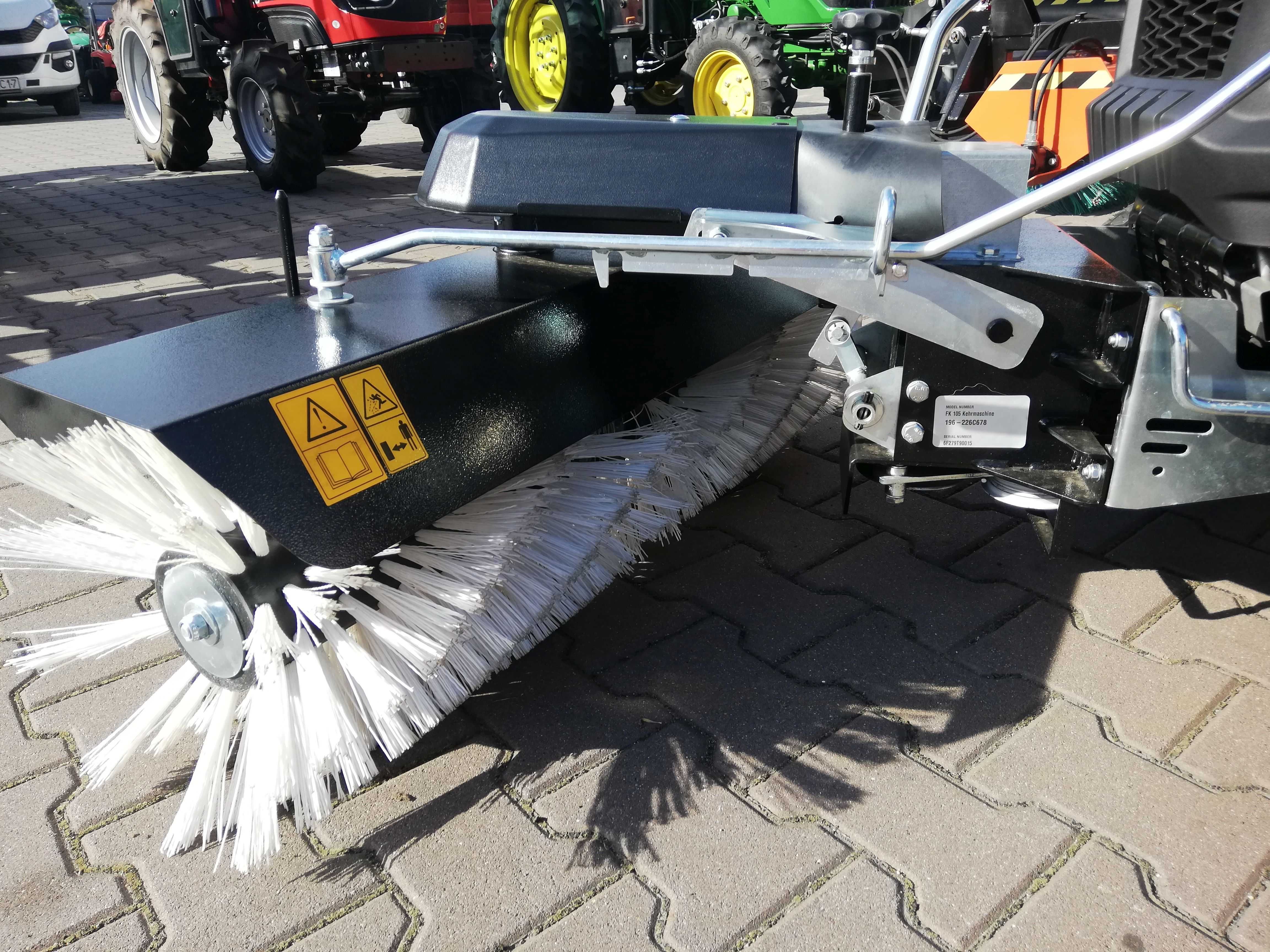 Najtańszy traktorek kosiarka +zamiatarka Cub Cadet , pompa oleju