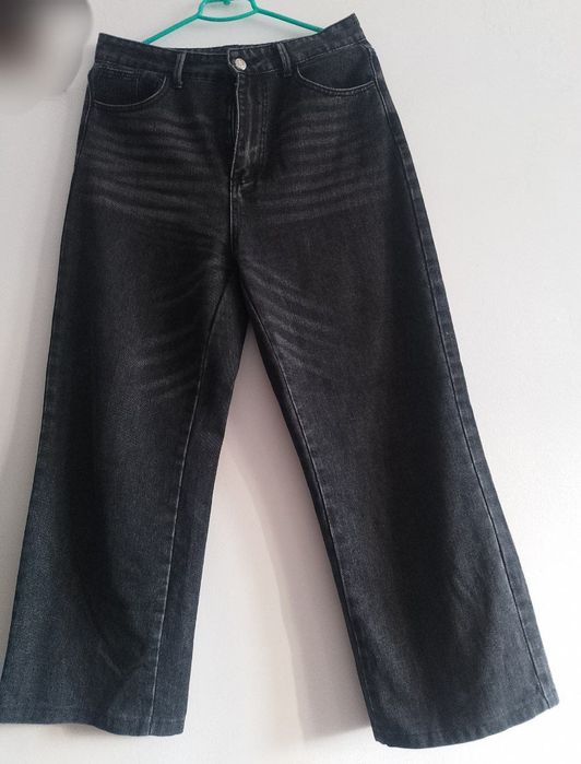 Джинси чорні, прямі