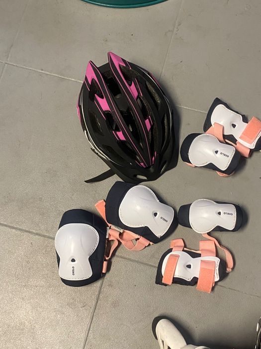 Conjuntos de patins/cotoveleiras/joelheiras/capacete