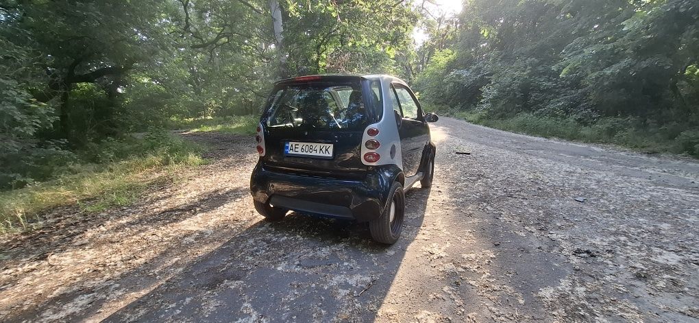 Smart Fortwo 450 / 2006/ 0.7 / панорама / кондиционер