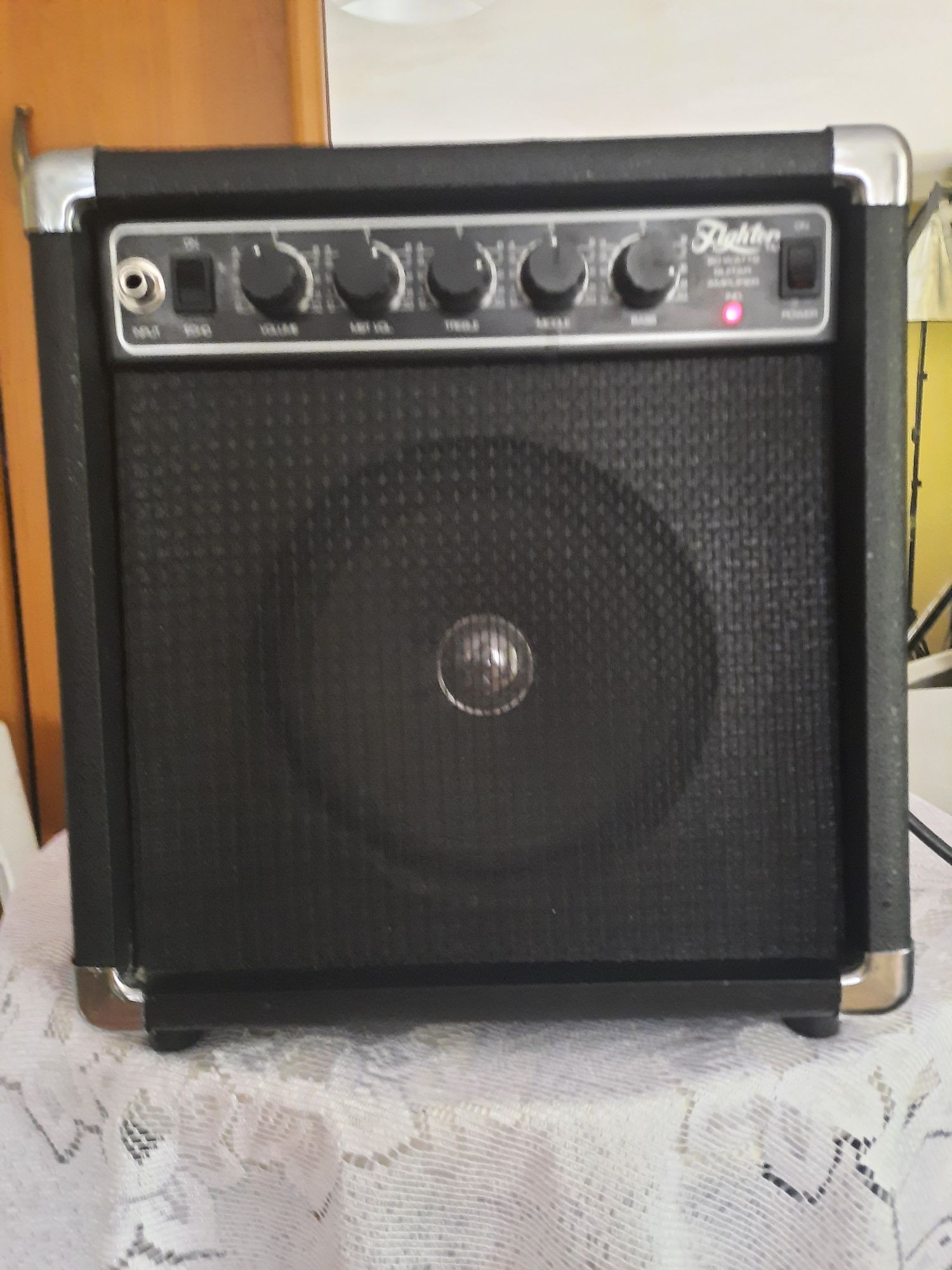 Sprzedam wzmacniacz gitarowy 20W