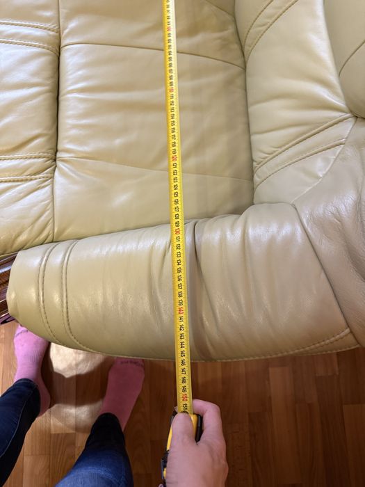 Продам шкіряний диван