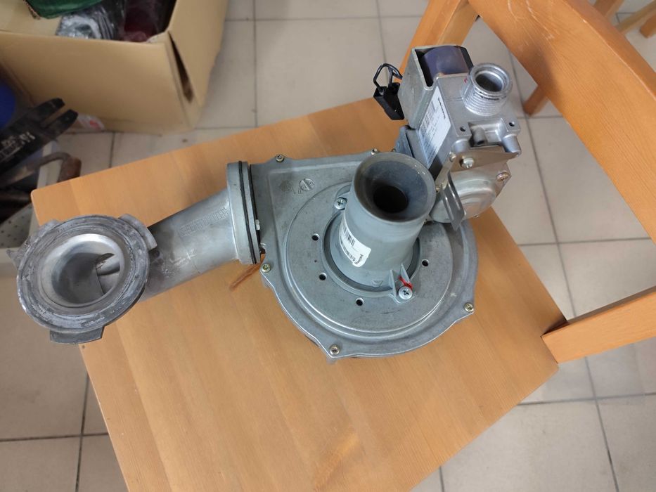 BUDERUS GB122 zawór gazowy używany