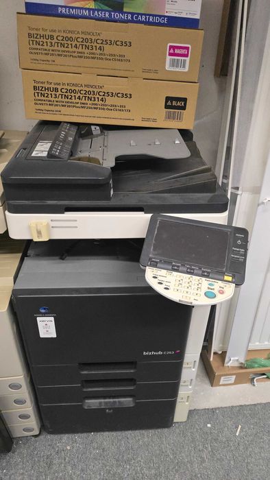 Xero kopiarka drukarka KONICA MINOLTA Bizhub C253 + tonery