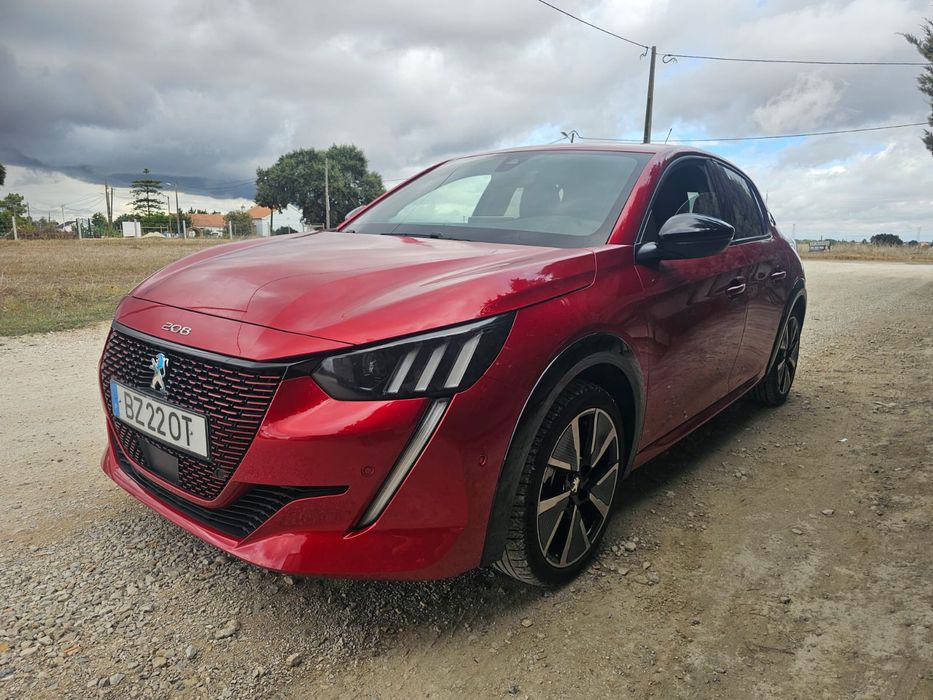 Peugeot 208GT Eléctrico 30000km 2021