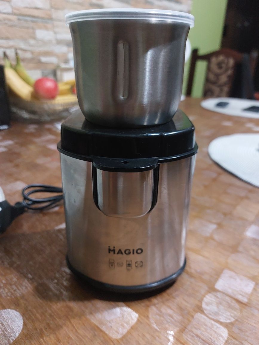Кавомолка   Magio