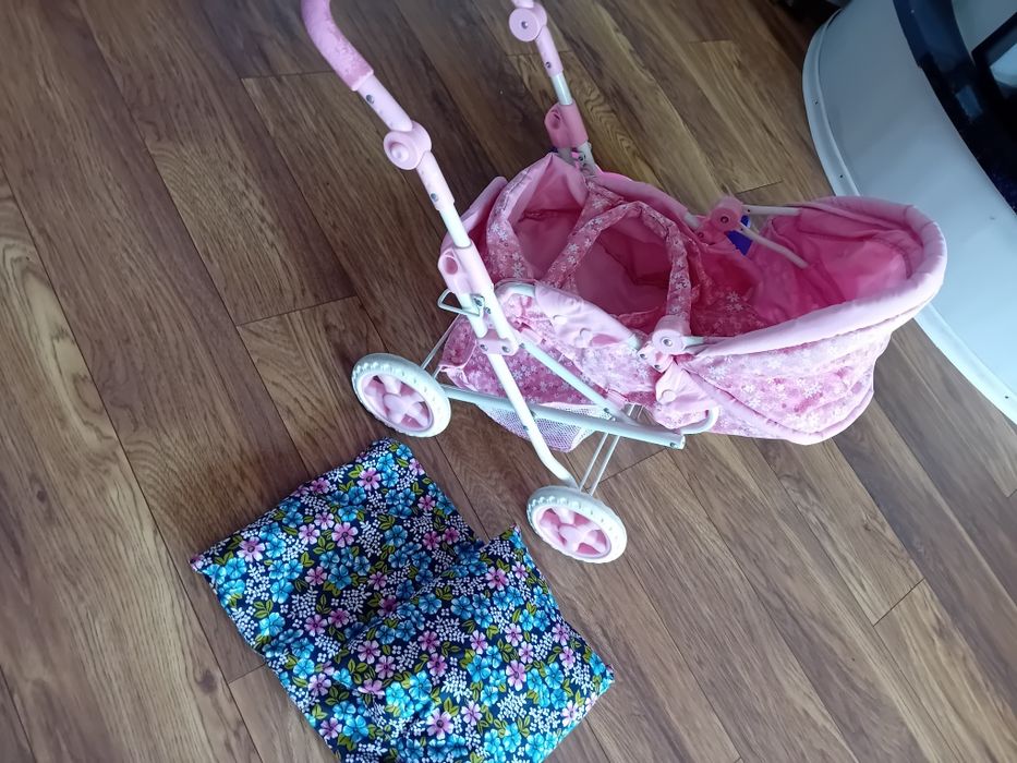 Zabawki wózek dla lalk