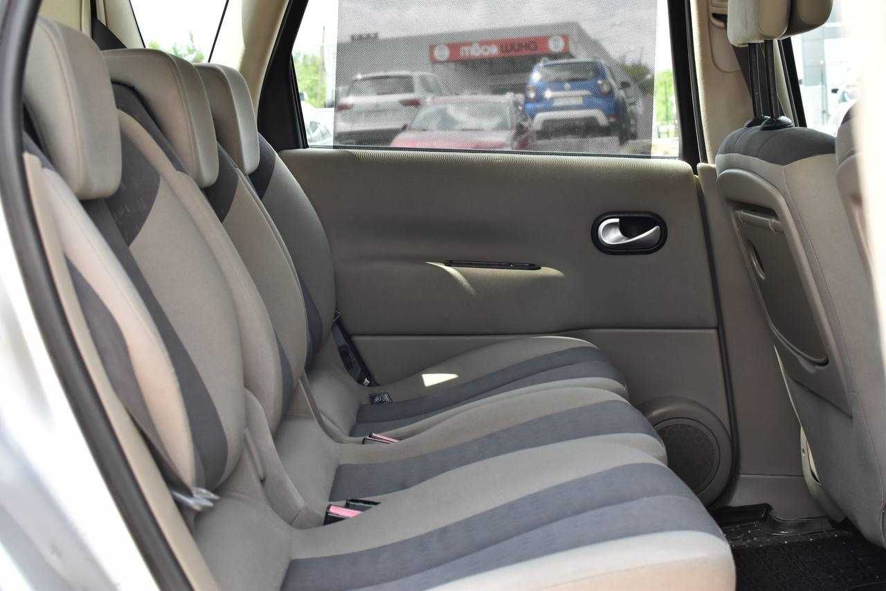 Renault Scenic 2005р. 1.6 бензин, обмін [Перший внесок від 20%]