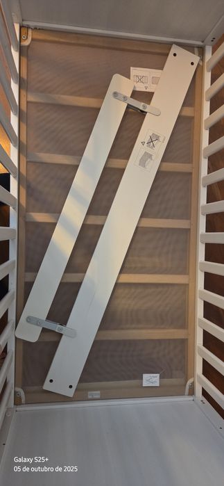 Cama de bebé ikea
