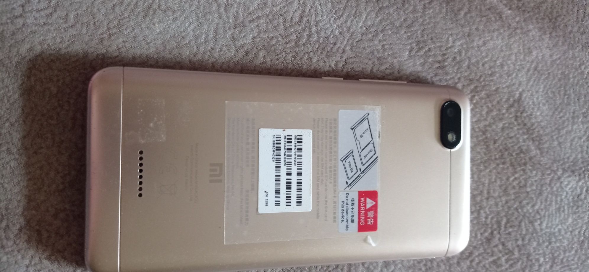 Телефон Redmi 6А 2/32 и селфи-палка