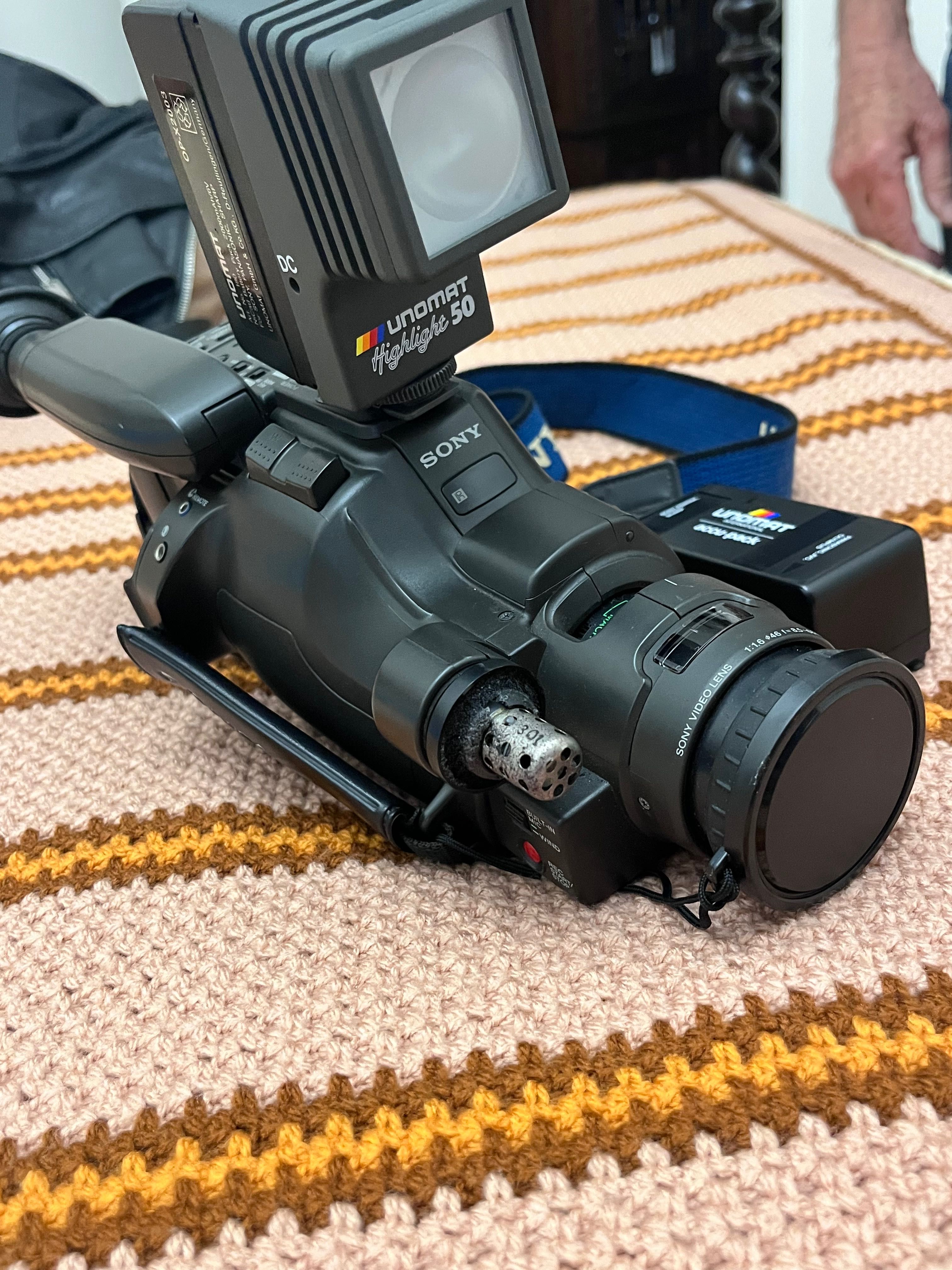 Sony Model NO. AC-V60A