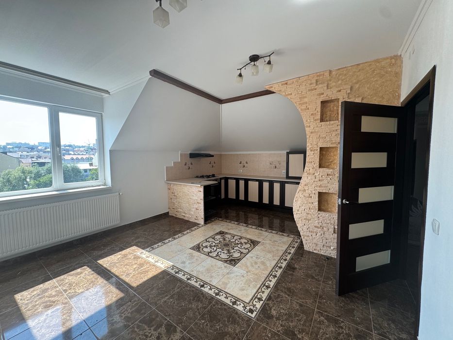 Продаж 2к квартири в центрі Чорткова