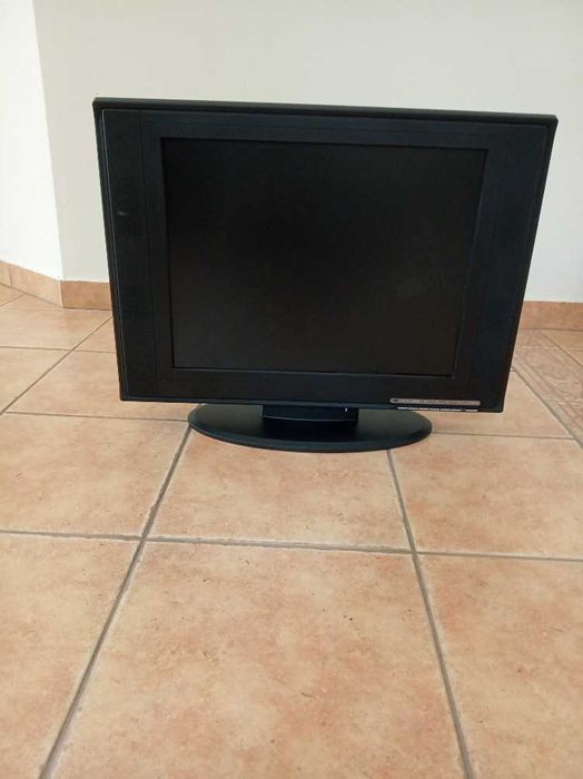 telewizor LCD 22 cale nieużywany