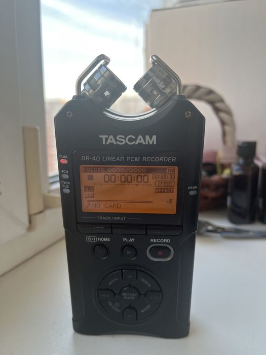 Рекордер/Диктофон Tascam dr 40