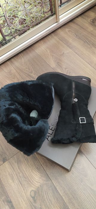 Зимние женские сапожки р.41