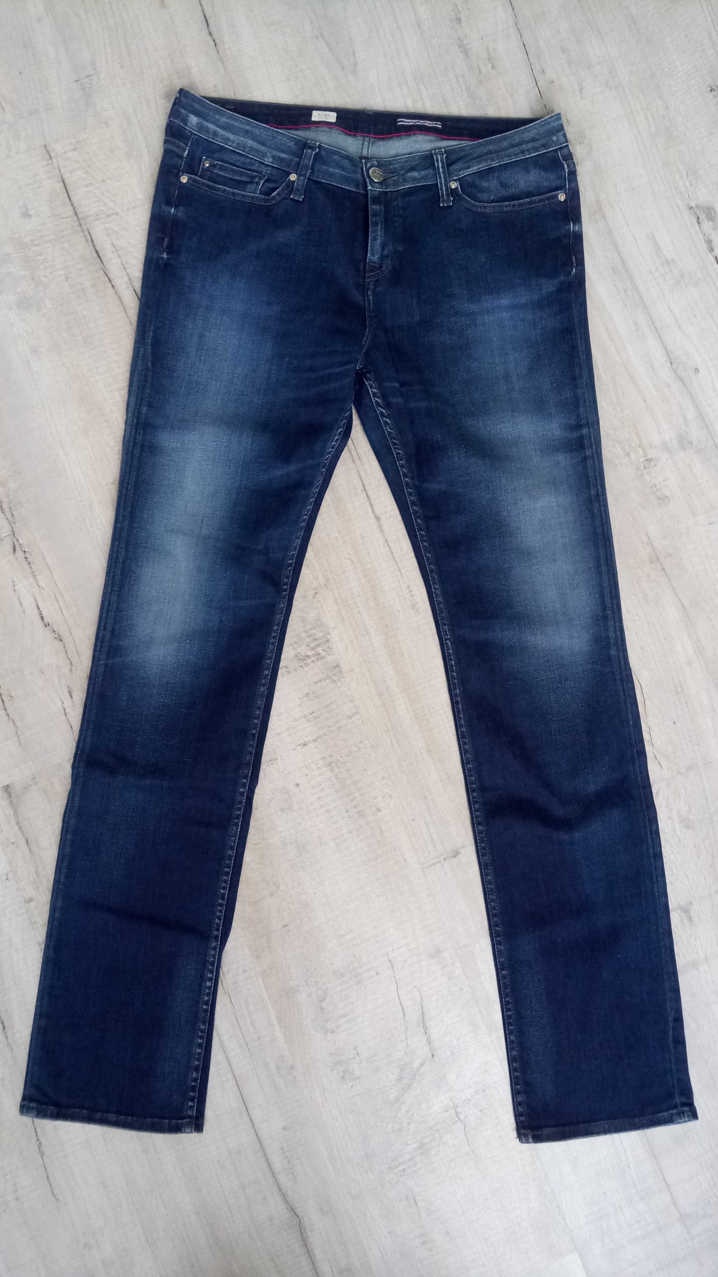 Spodnie jeans (Tommy Hilfiger) w rozmiarze 32/34