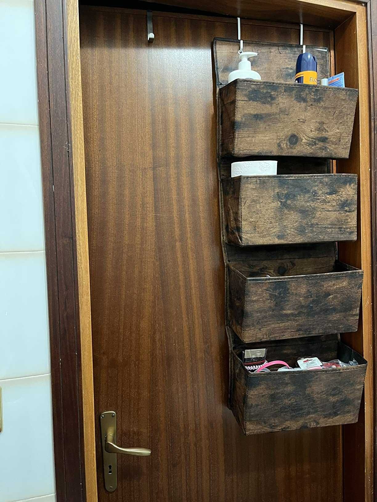 Wiszący organizer z kieszeniami przegródkami do przechowywania