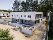 Moradia T4 - Milagres