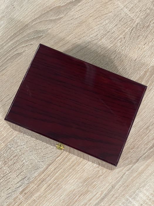 Коробка , шкатулка , бокс для часов