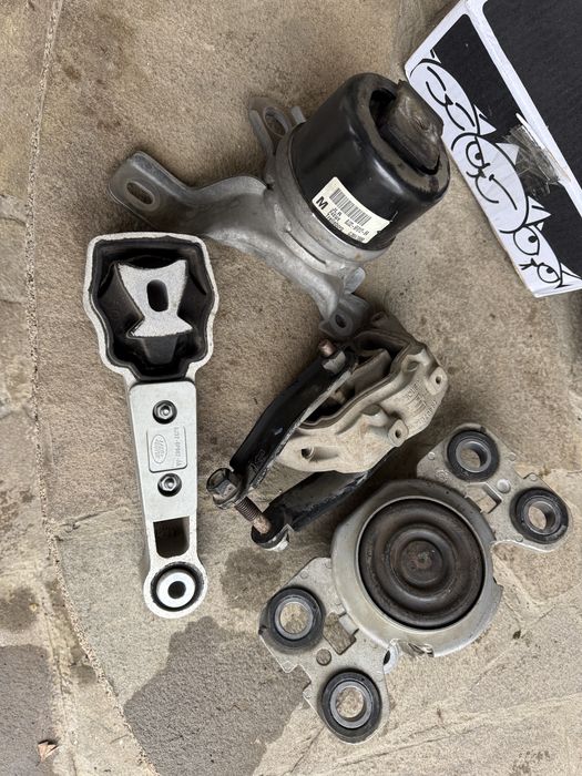 Подушки range rover evoque Lr030745 Lr024730 Lr061456 Lr032311