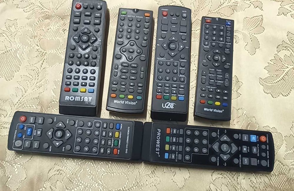 пульты к смарт приставки ,аэромыш, и тюнерам т3