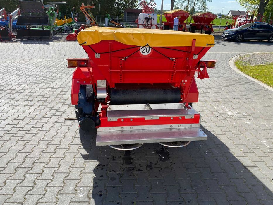 Rozsiewacz Nawozów Sypkich, Wapno, Nawóz. Taśmowy. 3T Lisicki Nowy!